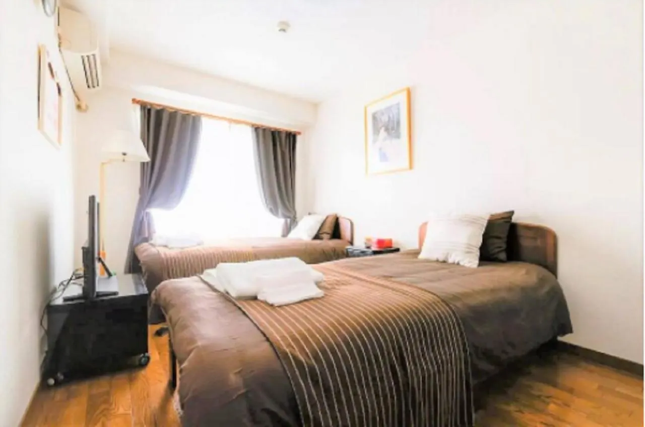 Skycity24 Osaka Apartment